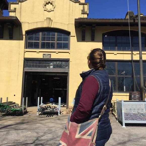 Meet your Posher, Bekah - Picture 1 of 1